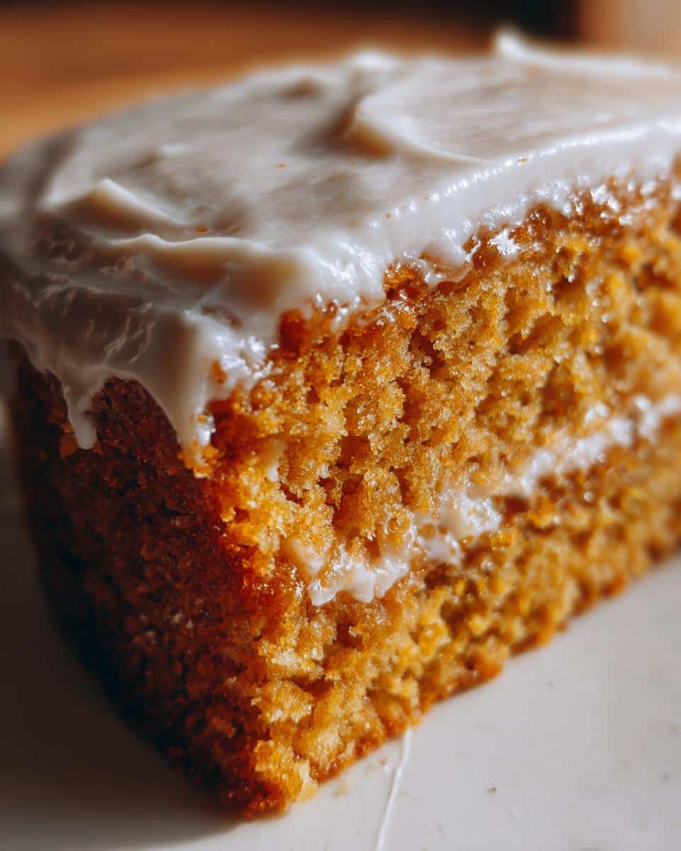 pumpkin spice cake - detail 3